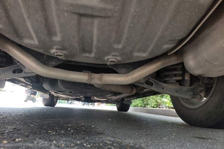 Used Buick Enclave 2020 28T Two-Wheel Drive Zhanqi Version Chassis Rear