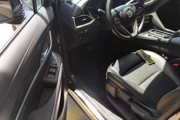 Used Buick Enclave 2020 28T Two-Wheel Drive Zhanqi Version Driver Seat