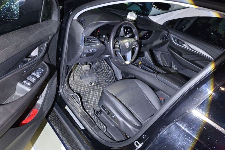 Used Buick Enclave 2020 28T Four-Wheel Drive Prestige Version Driver Seat