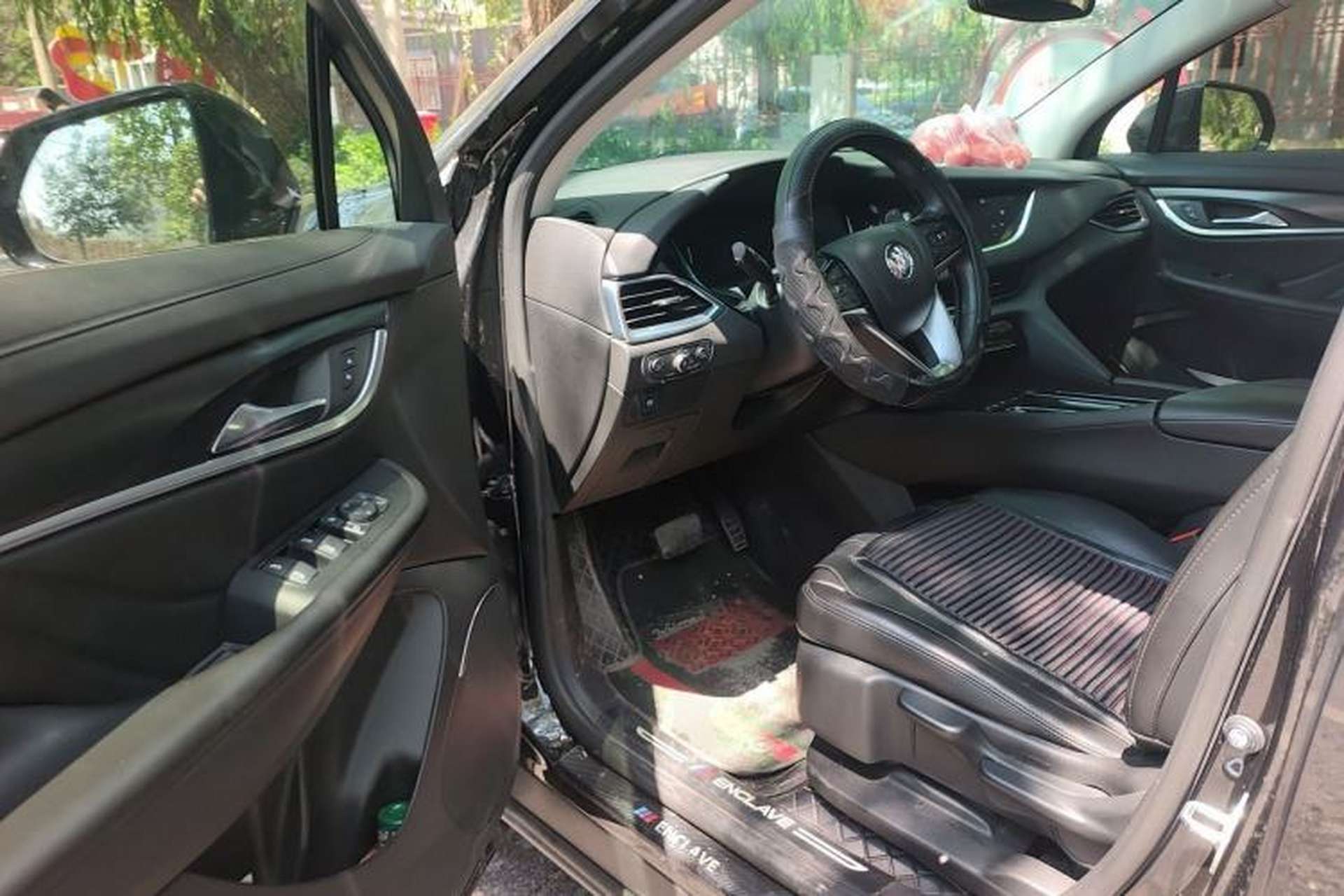 Used Buick Enclave 2020 28T Two-Wheel Drive Zhanqi Version Driver Seat