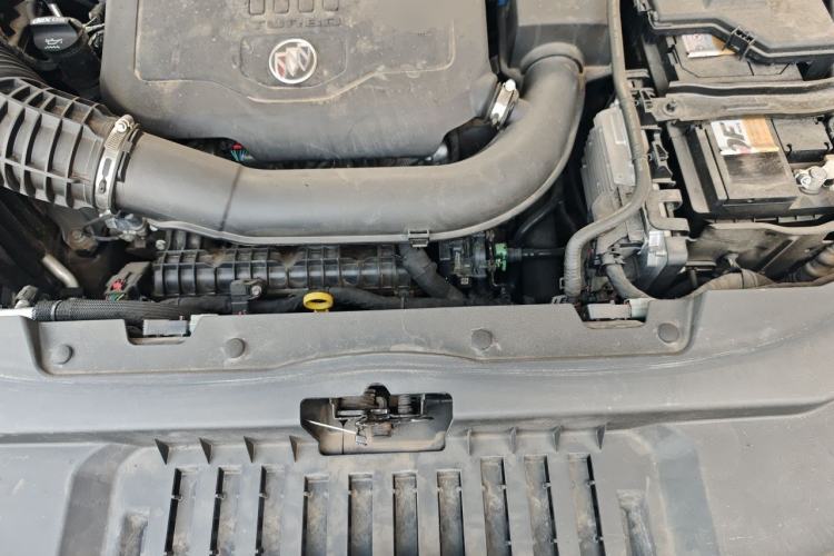 Used Buick Enclave 2020 28T Four-Wheel Drive Flagship Version Engine Bay