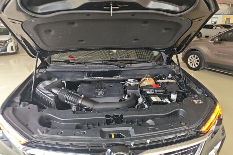 Used Buick Enclave 2020 28T Two-Wheel Drive Prestige Version Engine Bay