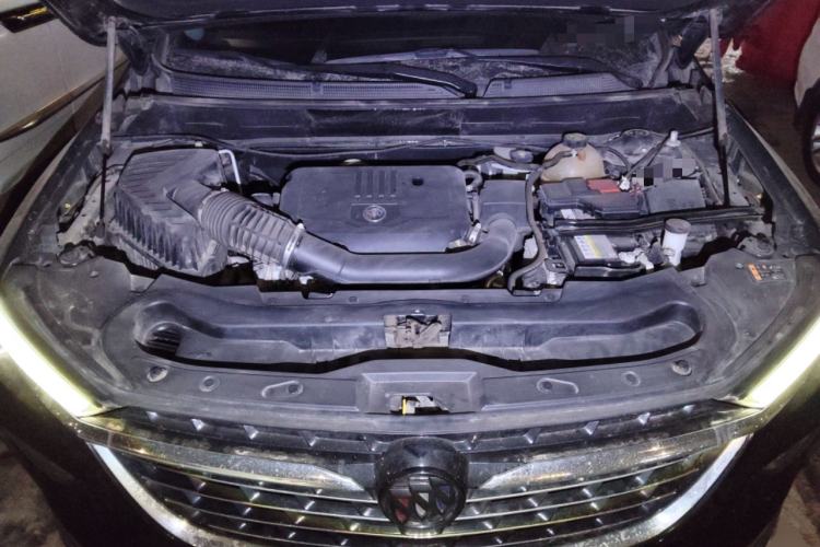 Used Buick Enclave 2020 28T Two-Wheel Drive Luxury Version Engine Bay