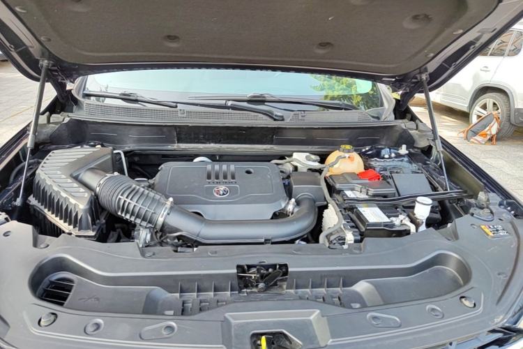 Used Buick Enclave 2020 28T Two-Wheel Drive Zhanqi Version Engine Bay