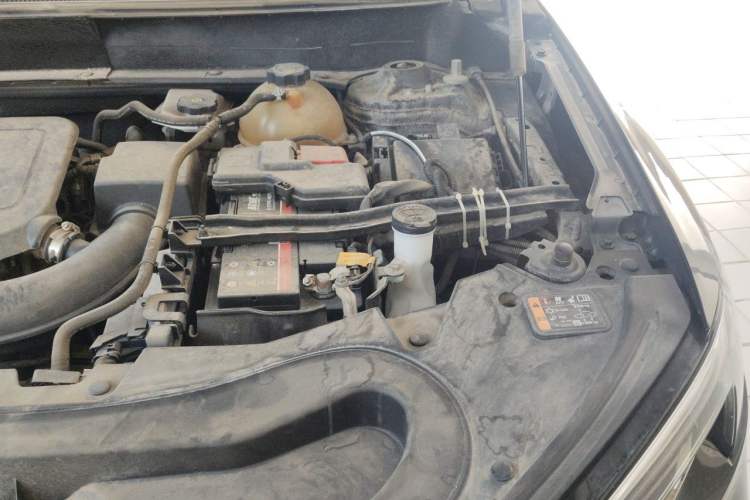 Used Buick Enclave 2020 28T Two-Wheel Drive Prestige Version Engine Bay Left