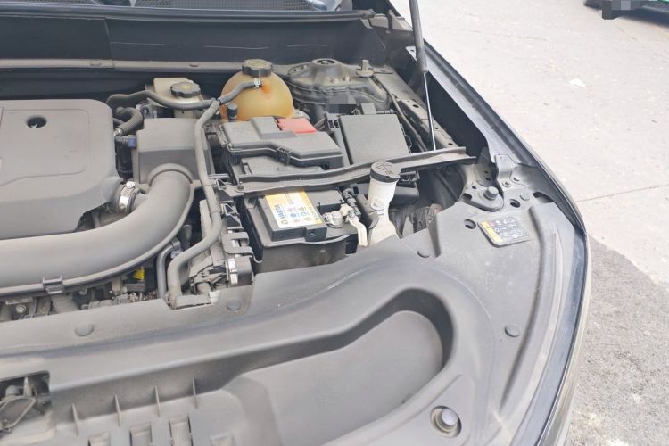 Used Buick Enclave 2020 28T Four-Wheel Drive Prestige Version Engine Bay Left