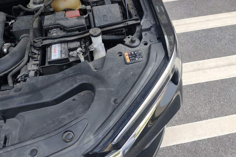 Used Buick Enclave 2020 28T Four-Wheel Drive Prestige Version Engine Bay Left