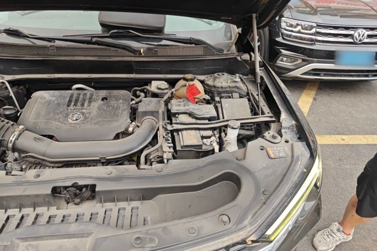 Used Buick Enclave 2020 28T Two-Wheel Drive Prestige Version Engine Bay Left