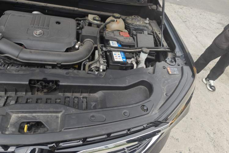 Used Buick Enclave 2020 28T Four-Wheel Drive Prestige Version Engine Bay Left
