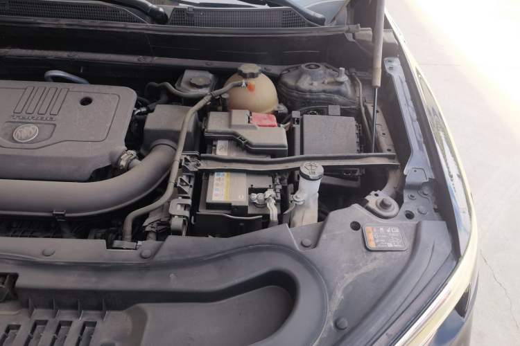 Used Buick Enclave 2020 28T Four-Wheel Drive Luxury Flagship Edition Engine Bay Left