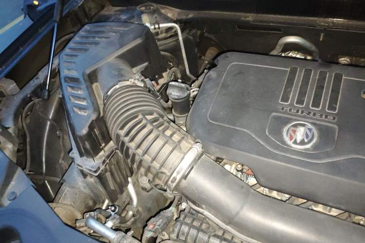 Used Buick Enclave 2020 28T Four-Wheel Drive Prestige Version Engine Bay Right