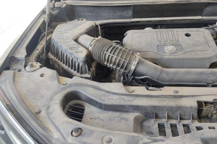 Used Buick Enclave 2020 28T Two-Wheel Drive Prestige Version Engine Bay Right