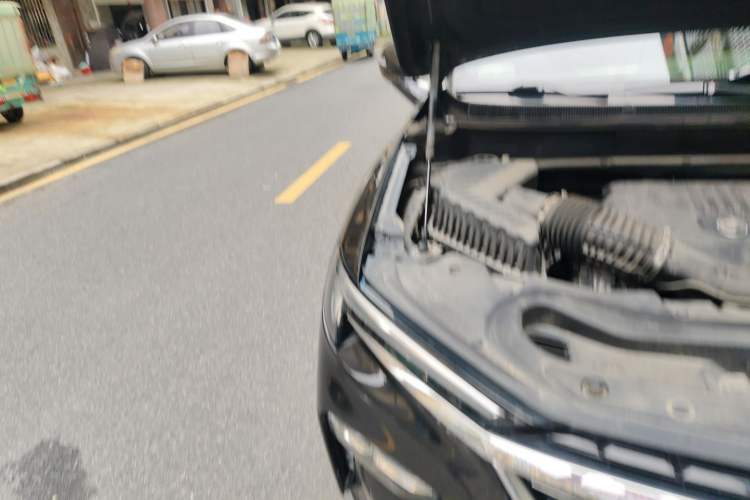 Used Buick Enclave 2020 28T Four-Wheel Drive Flagship Version Engine Bay Right