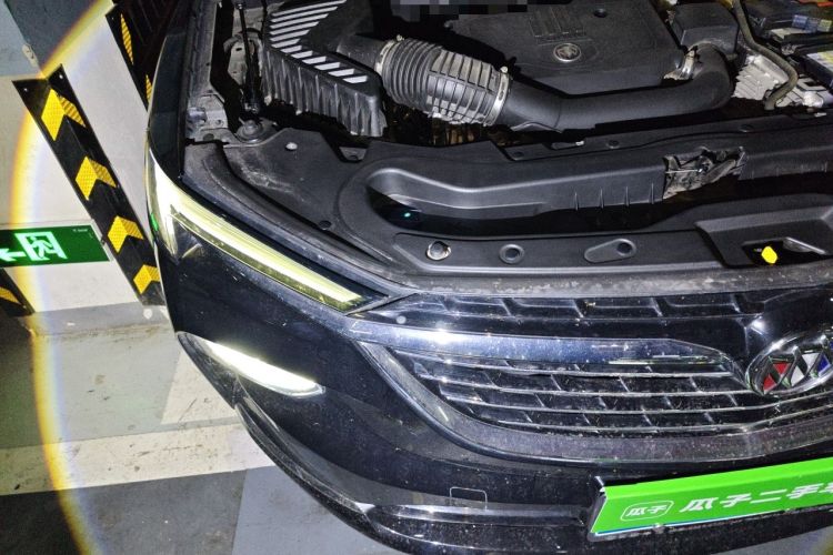 Used Buick Enclave 2020 28T Four-Wheel Drive Prestige Version Engine Bay Right