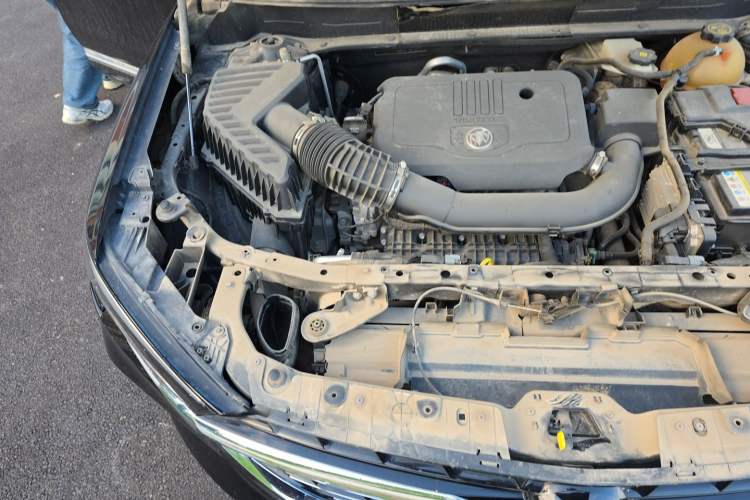 Used Buick Enclave 2020 28T Four-Wheel Drive Prestige Version Engine Bay Right