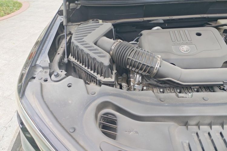 Used Buick Enclave 2020 28T Four-Wheel Drive Prestige Version Engine Bay Right