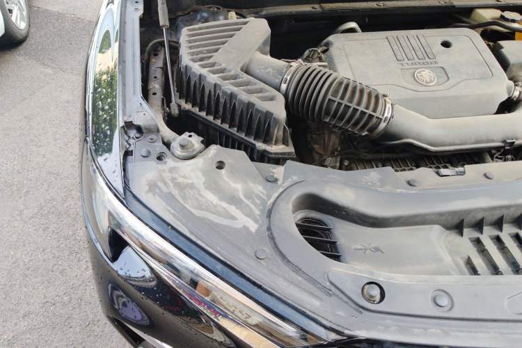Used Buick Enclave 2020 28T Two-Wheel Drive Prestige Version Engine Bay Right