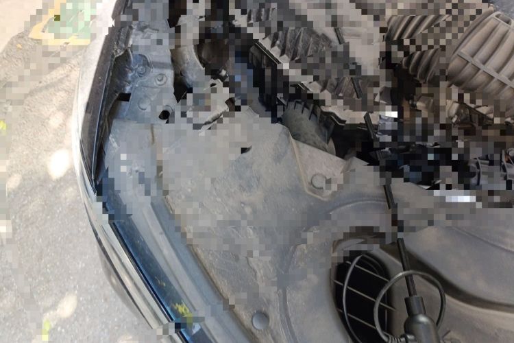 Used Buick Enclave 2020 28T Four-Wheel Drive Flagship Version Engine Bay Right