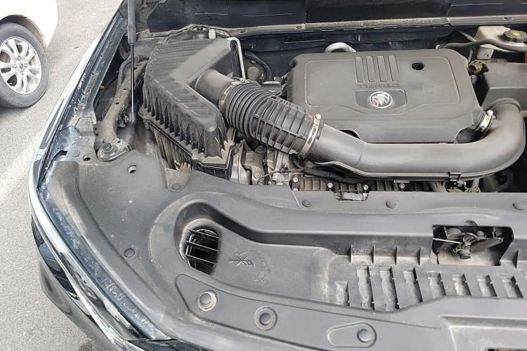 Used Buick Enclave 2020 28T Four-Wheel Drive Prestige Version Engine Bay Right