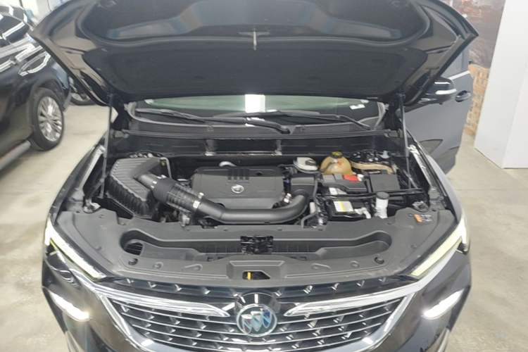 Used Buick Enclave 2020 28T Two-Wheel Drive Luxury Version Engine Bay