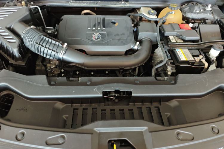 Used Buick Enclave 2020 28T Four-Wheel Drive Prestige Version Engine Bay