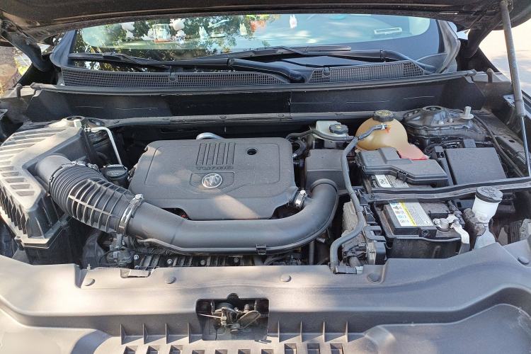 Used Buick Enclave 2020 28T Two-Wheel Drive Zhanqi Version Engine Bay