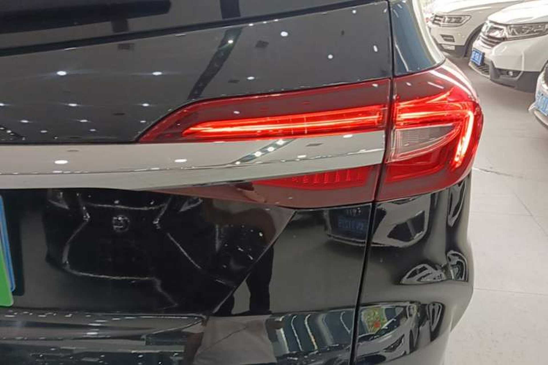 Used Buick Enclave 2020 28T Two-Wheel Drive Zhanqi Version Exterior 3