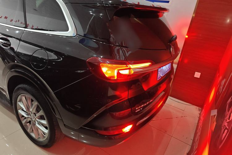 Used Buick Enclave 2020 28T Two-Wheel Drive Prestige Version Exterior 3