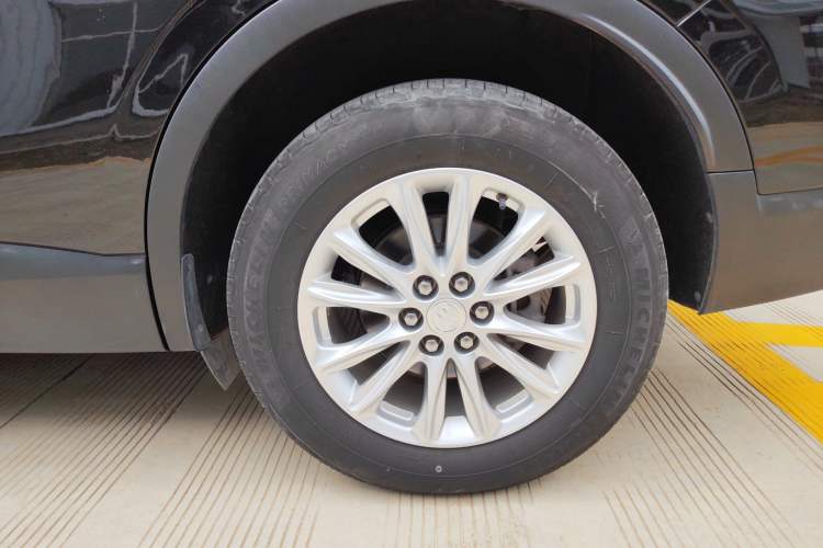 Used Buick Enclave 2020 28T Two-Wheel Drive Luxury Version Exterior 4
