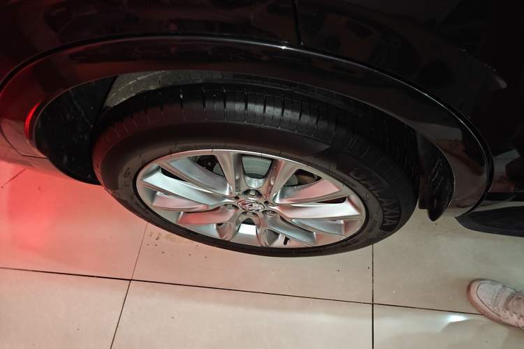 Used Buick Enclave 2020 28T Two-Wheel Drive Prestige Version Exterior 7