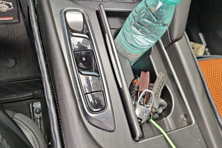 Used Buick Enclave 2020 28T Four-Wheel Drive Prestige Version Gear Lever