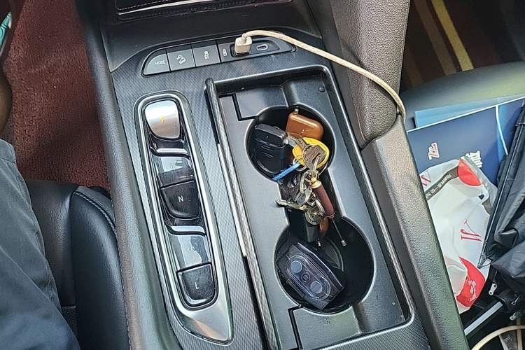 Used Buick Enclave 2020 28T Two-Wheel Drive Zhanqi Version Gear Lever