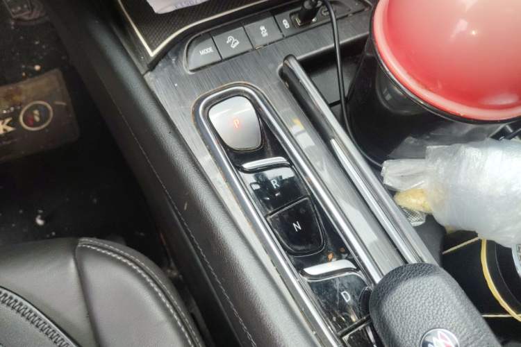Used Buick Enclave 2020 28T Four-Wheel Drive Prestige Version Gear Lever