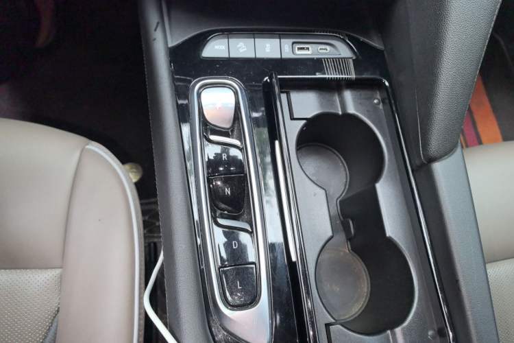 Used Buick Enclave 2020 28T Four-Wheel Drive Luxury Flagship Edition Gear Lever