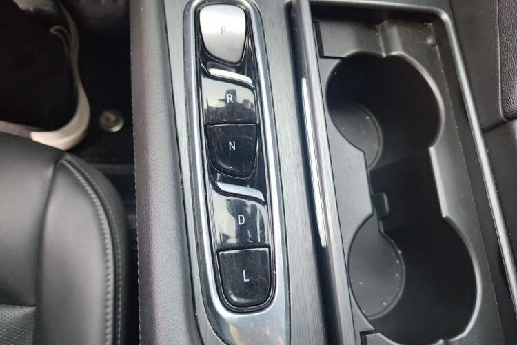 Used Buick Enclave 2020 28T Four-Wheel Drive Prestige Version Gear Lever