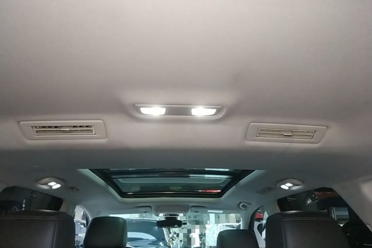 Used Buick Enclave 2020 28T Two-Wheel Drive Prestige Version Headliner
