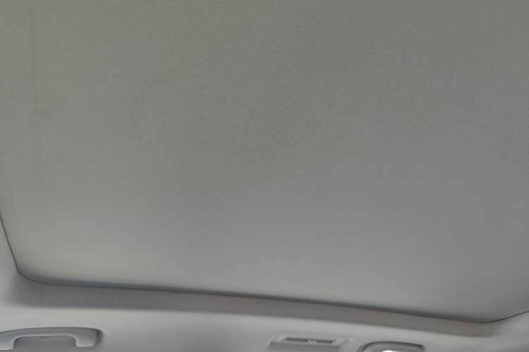 Used Buick Enclave 2020 28T Two-Wheel Drive Prestige Version Headliner