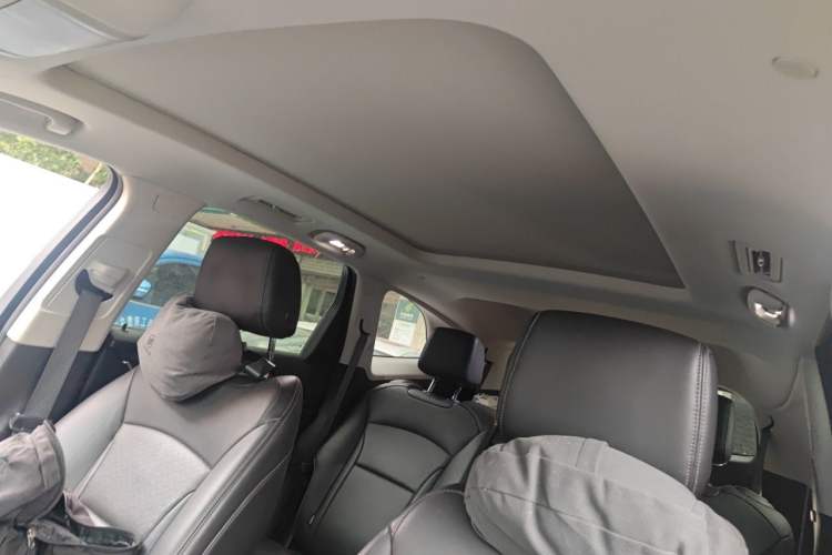 Used Buick Enclave 2020 28T Two-Wheel Drive Prestige Version Headliner