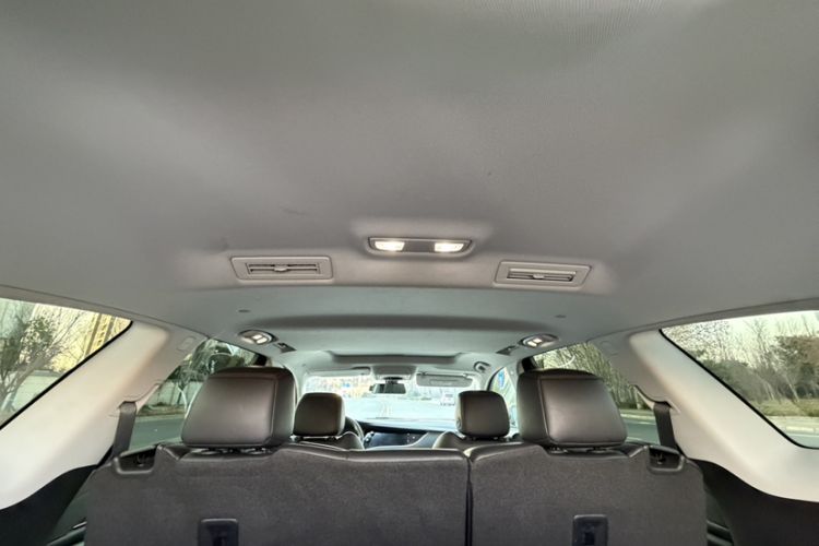 Used Buick Enclave 2020 28T Two-Wheel Drive Zhanqi Version Headliner