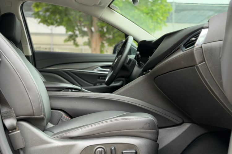 Used Buick Enclave 2020 28T Four-Wheel Drive Prestige Version Interior 1