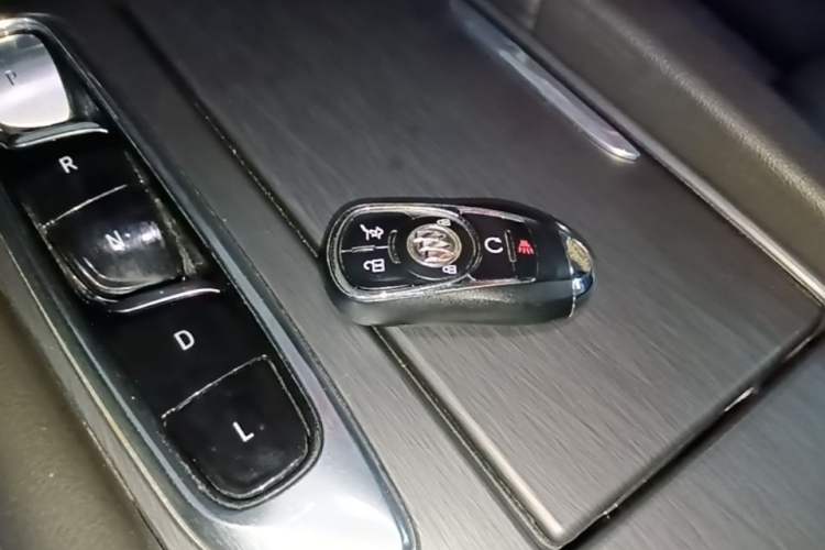 Used Buick Enclave 2020 28T Two-Wheel Drive Prestige Version Interior 1