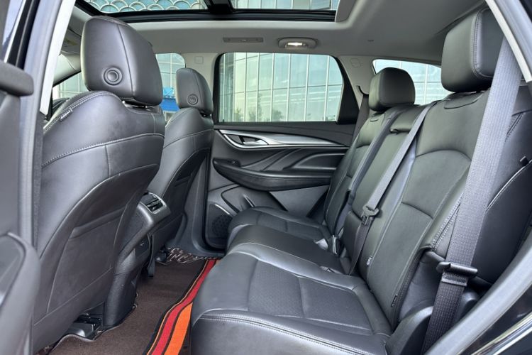 Used Buick Enclave 2020 28T Two-Wheel Drive Prestige Version Interior 2
