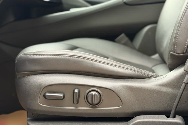 Used Buick Enclave 2020 28T Four-Wheel Drive Prestige Version Interior 3