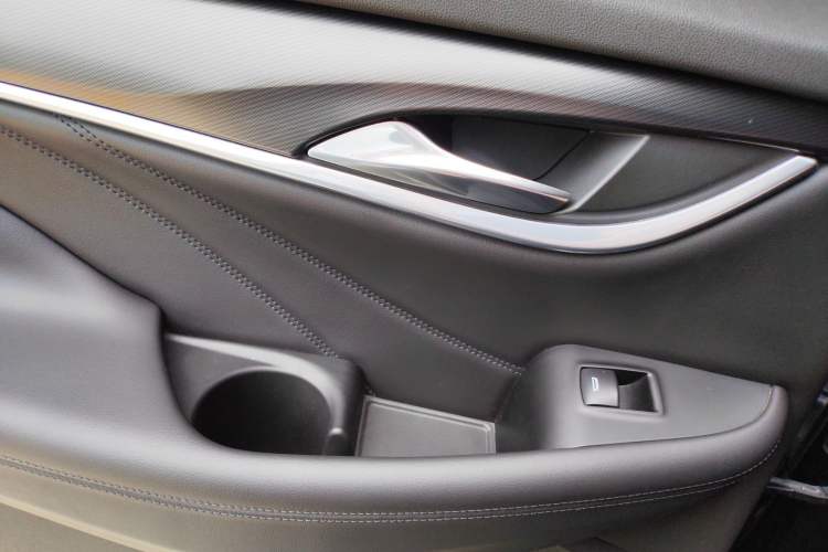 Used Buick Enclave 2020 28T Two-Wheel Drive Luxury Version Interior 3
