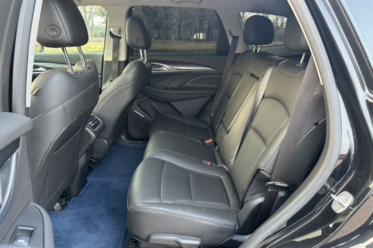 Used Buick Enclave 2020 28T Two-Wheel Drive Zhanqi Version Interior 4