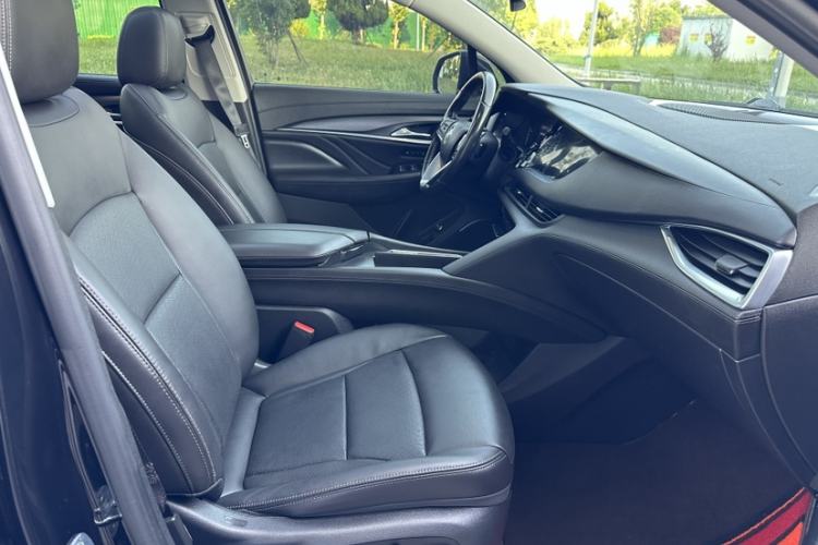 Used Buick Enclave 2020 28T Two-Wheel Drive Prestige Version Interior 4