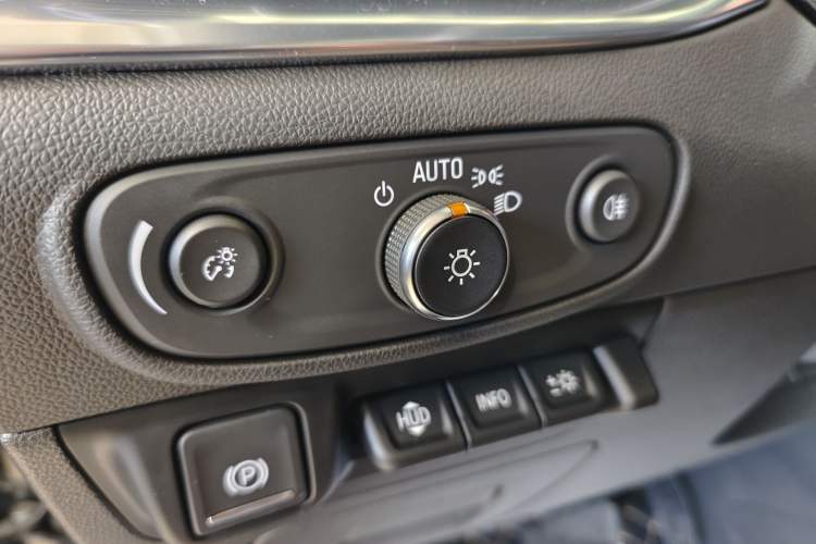 Used Buick Enclave 2020 28T Four-Wheel Drive Luxury Flagship Edition Interior 4