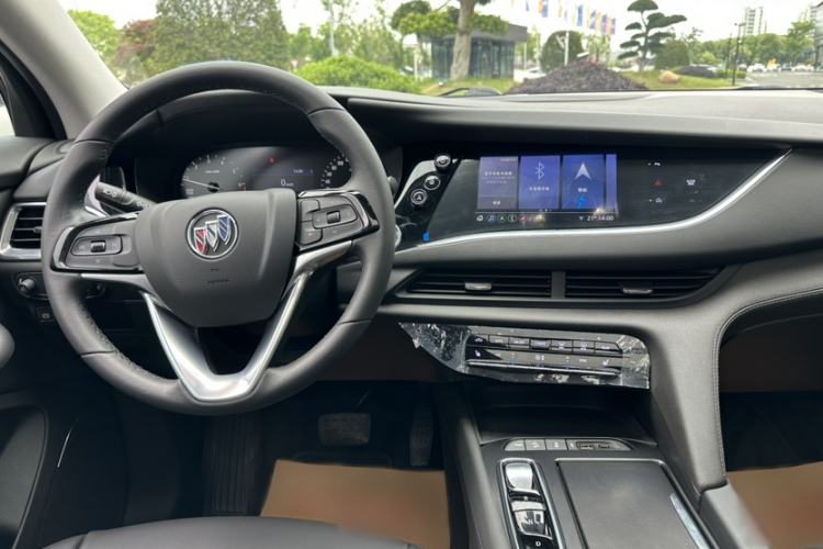Used Buick Enclave 2020 28T Two-Wheel Drive Luxury Version Interior 4