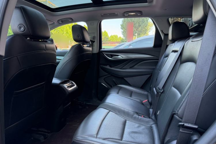 Used Buick Enclave 2020 28T Two-Wheel Drive Prestige Version Interior 7
