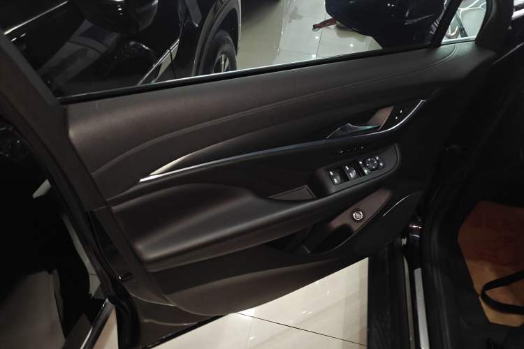Used Buick Enclave 2020 28T Two-Wheel Drive Prestige Version Interior 7